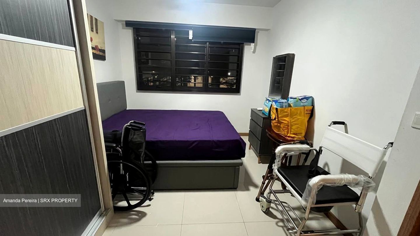 Blk 468A West Plains @ Bukit Batok (Bukit Batok), HDB 3 Rooms #559949341